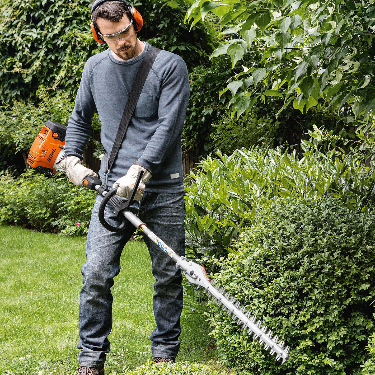 KM 131 R Benzin-Kombimotor online kaufen | STIHL