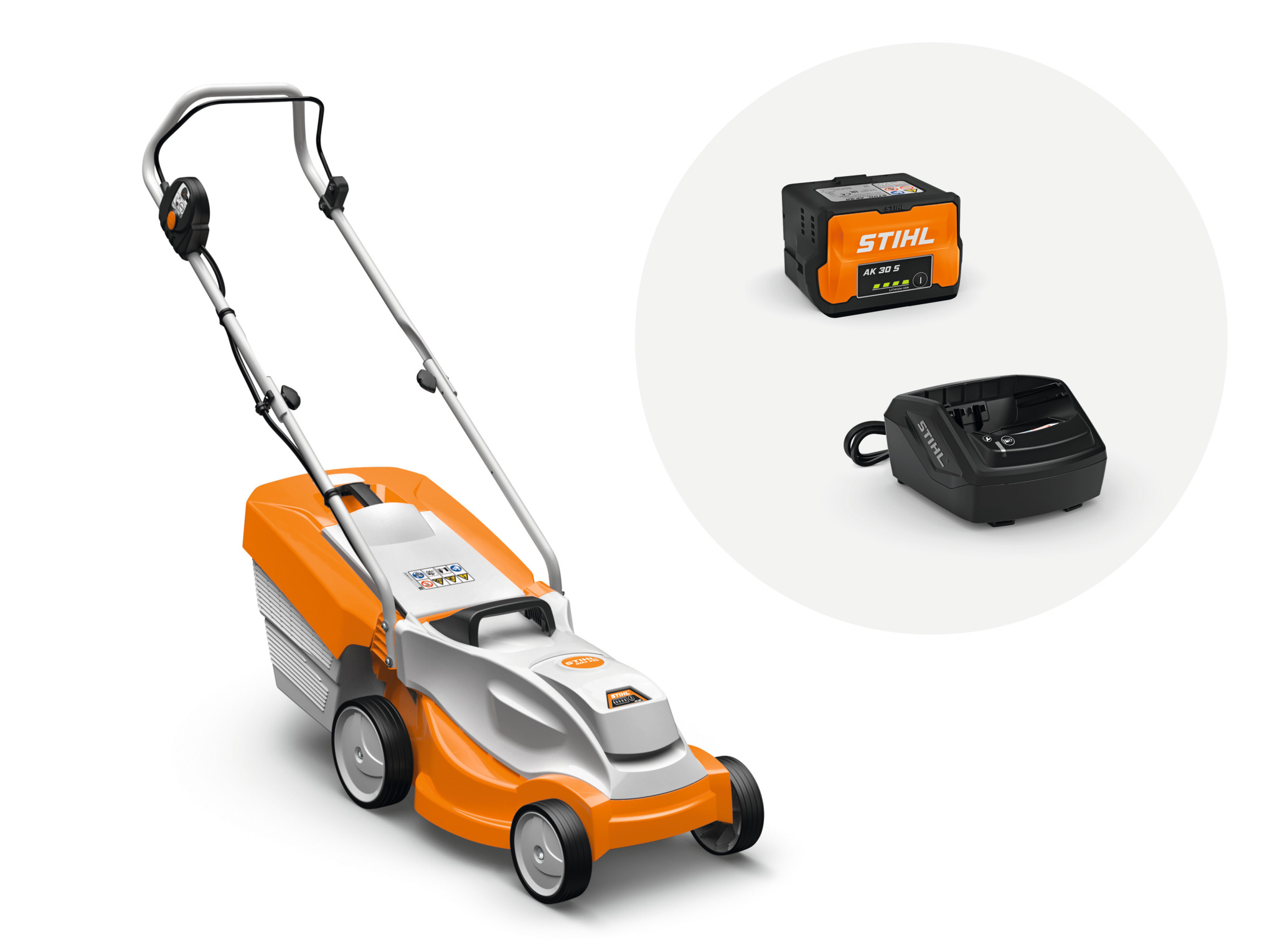 RMA 235 , con batería AK 30 S y cargador AL 101