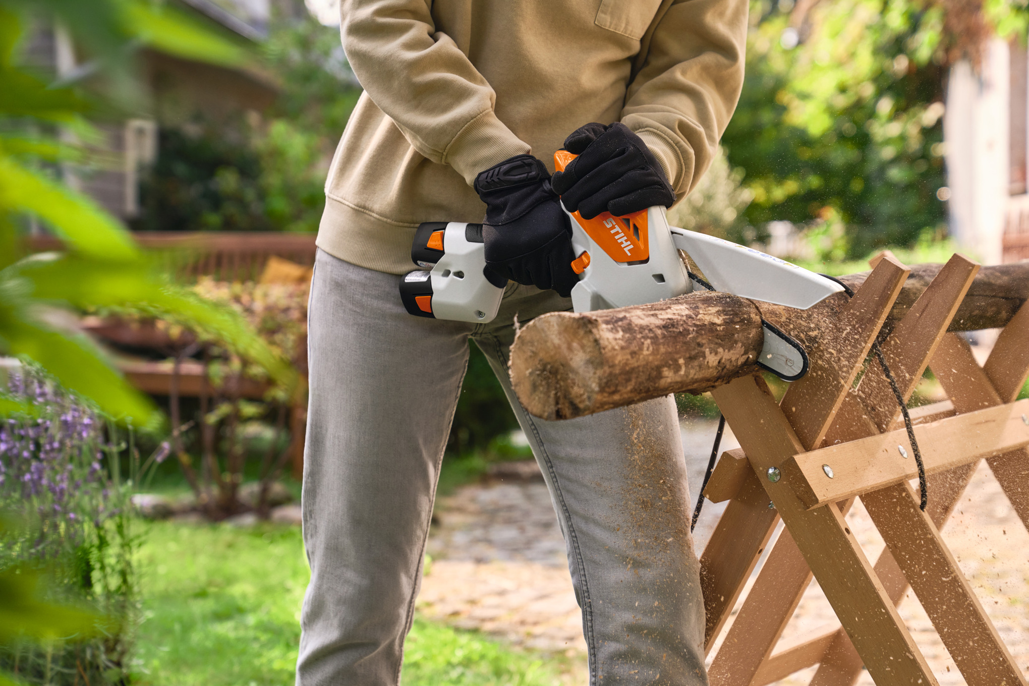 GTA 30, con 2 baterías AS 2 y un cargador AL 5-2