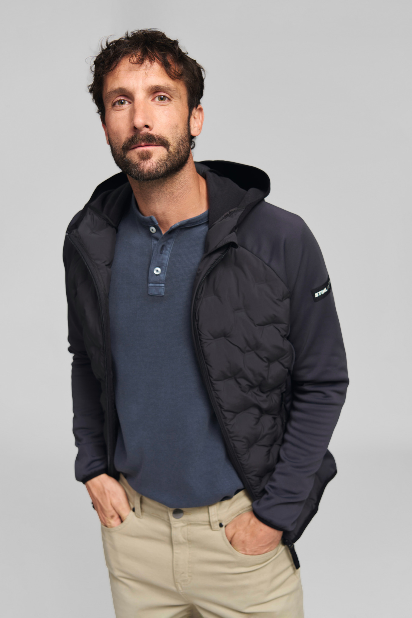Chaqueta hybrid hood