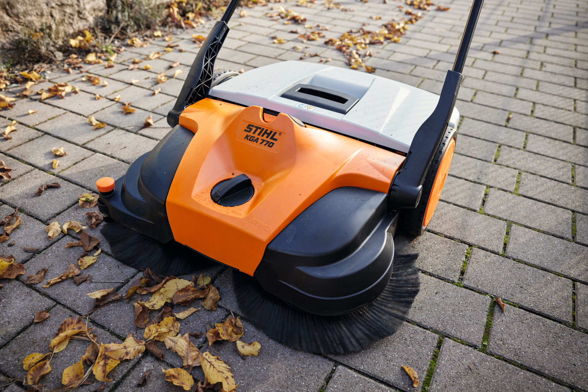 KGA 770, sin batería ni cargador